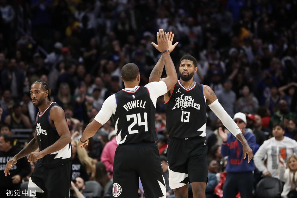 占据主动 占据主动